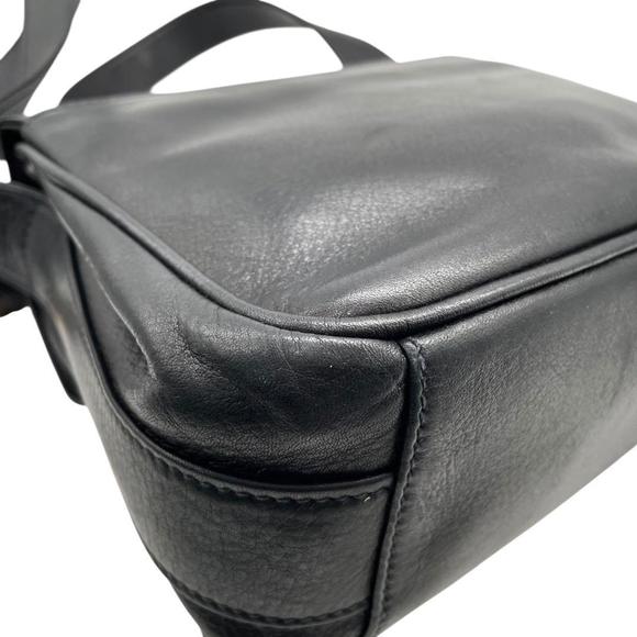 Vintage Gucci Horseshoe Shoulder Bag, Black, D2, Crossbody, Flap, Gold Hardwa... - Picture 12 of 16